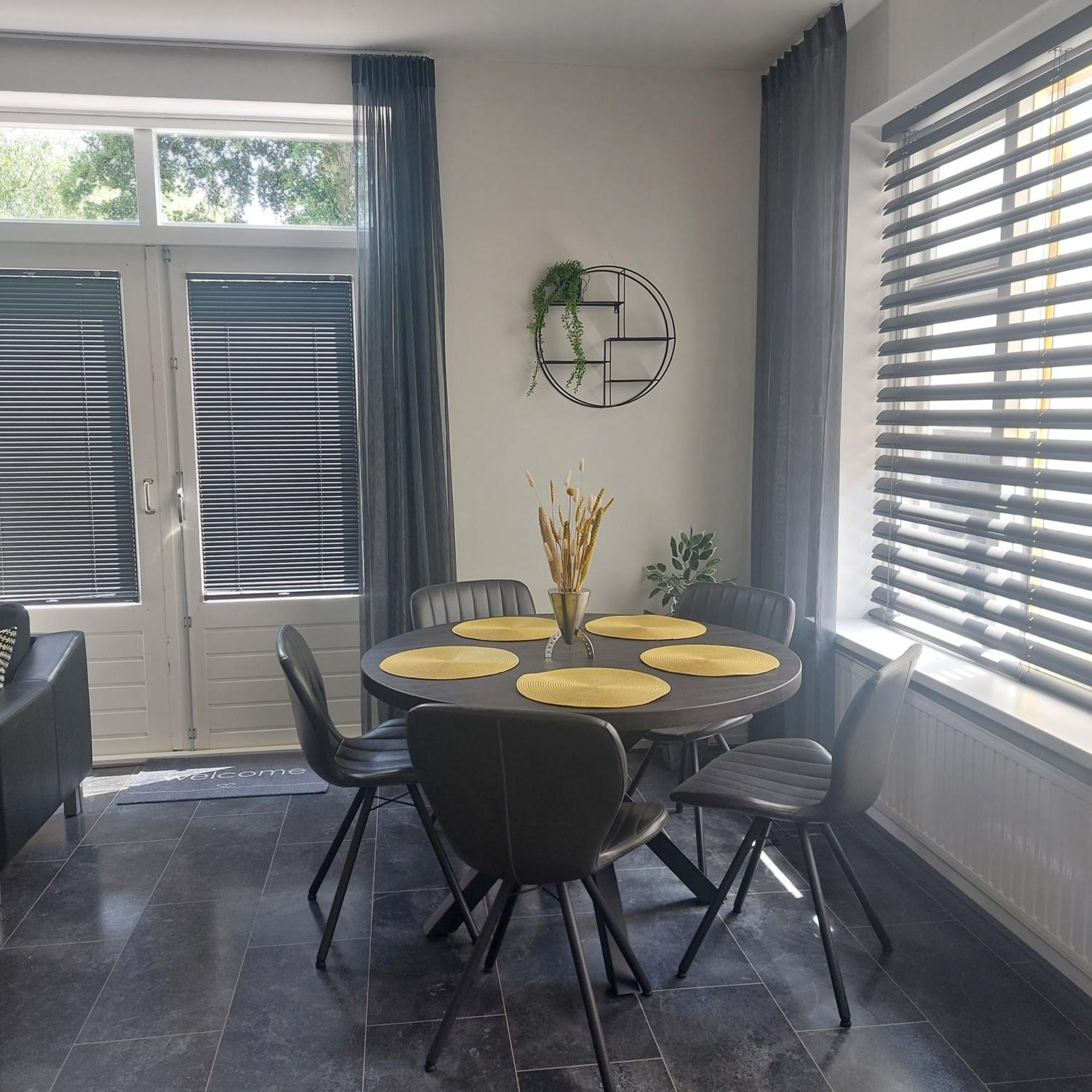 Hof Christina Vakantiewoningen Vrouwenpolder Dış mekan fotoğraf